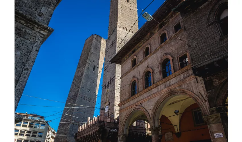 La Torre della Garisenda