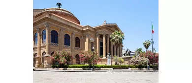 Esterno del Teatro Massimo di Palermo