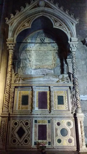 Basílica de San Francesco alla Rocca