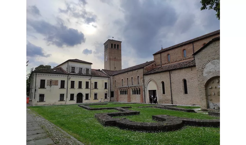 Abbazia Santa Maria in Silvis