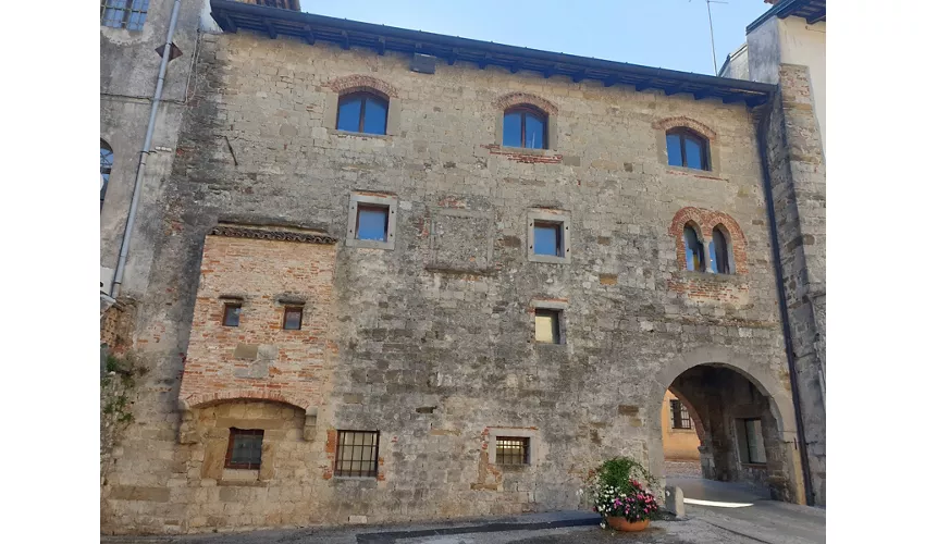 Mosteiro de Santa Maria em Valle e Templo Lombardo