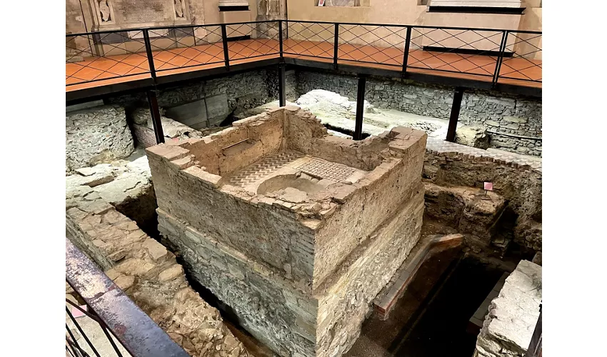 Kirche der Heiligen Giovanni und Reparata