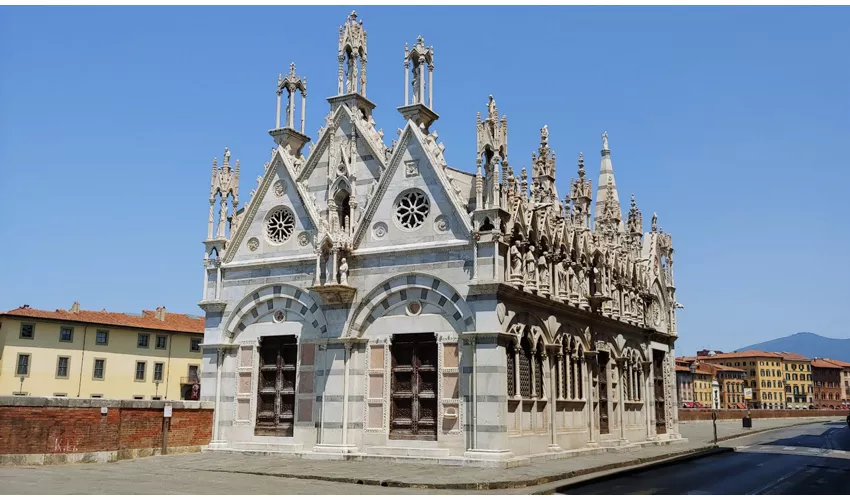 Iglesia de Santa María de la Espina 