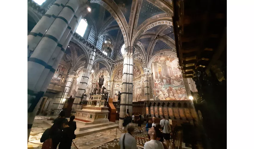Pavimento del Duomo di Siena