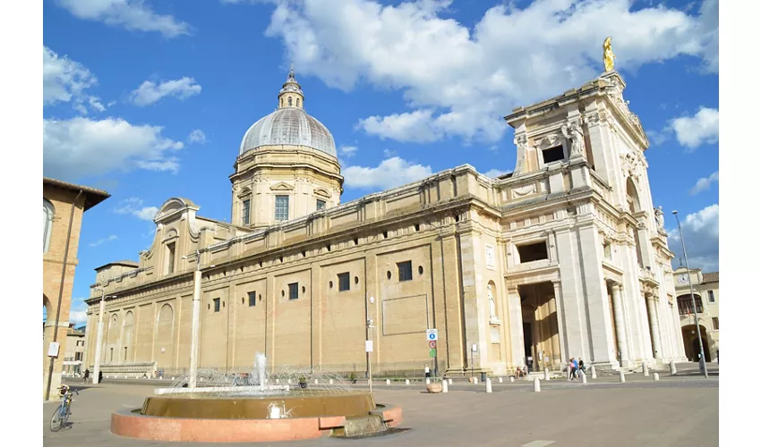 Päpstliche Basilika Santa Maria degli Angeli