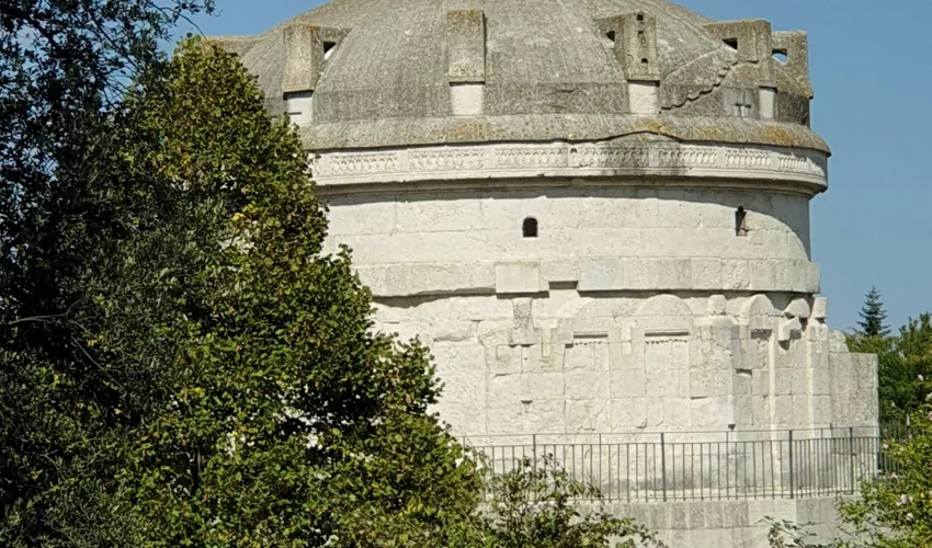 Mausoleum of Teodorico