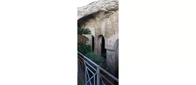 Cento Camerelle