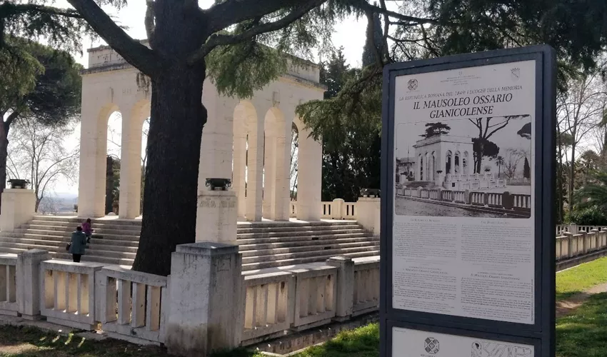 Mausoleo Ossario Garibaldino