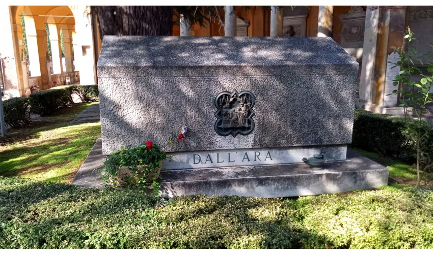 Cimitero monumentale della Certosa di Bologna, Ingresso principale