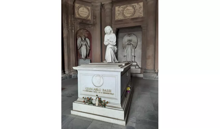 Cimitero monumentale della Certosa di Bologna, Ingresso principale