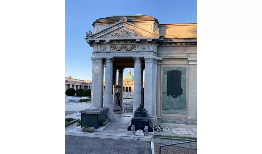 Monumental Cemetery of the Certosa di Bologna| Main Entrance