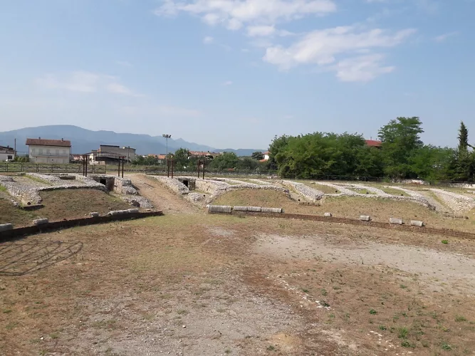 Anfiteatro romano di Alife