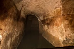 Cueva de la Dragonara