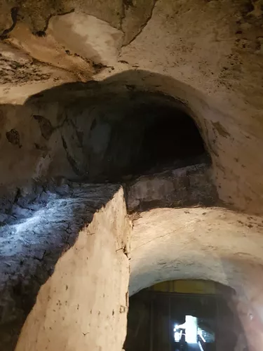 Dragonara Cave