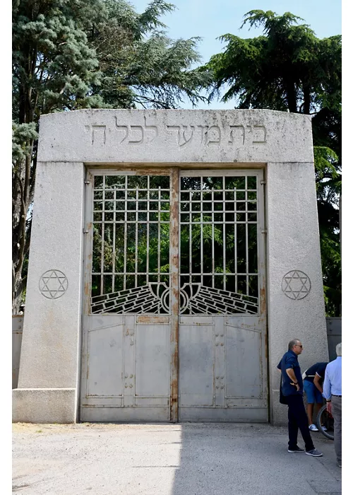 Jewish Cemetery