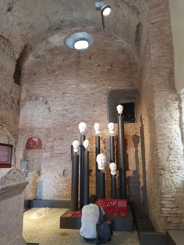 Catacombe SS. Marcellino e Pietro e Mausoleo di S.Elena