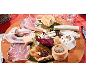Bio Agriturismo Aia del Tufo - Organic Farm House with restaurant in Maremma