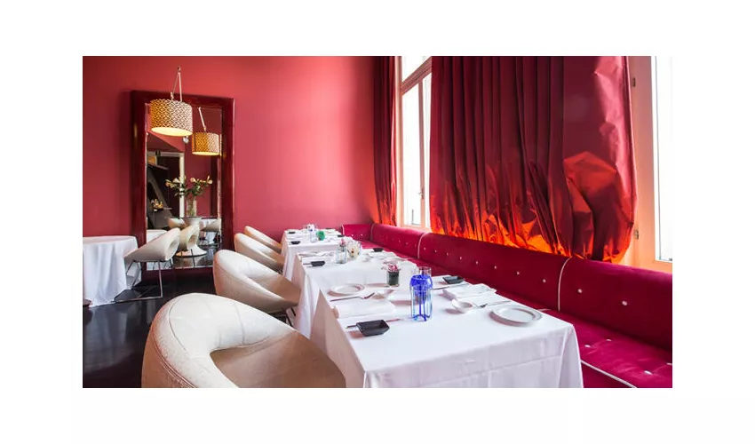 Antinoo's Lounge & Restaurant