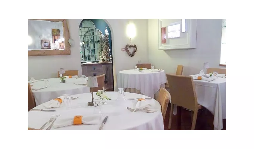 Locanda Di Mirandolina B&B Ristorante