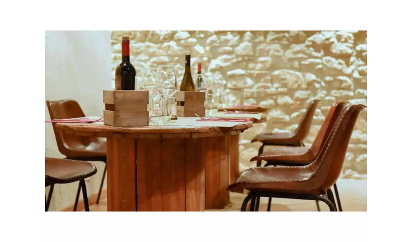 Vaia Concept Store