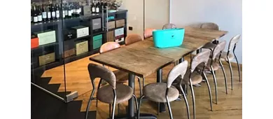 Nimeta Lounge Bar & Restaurant