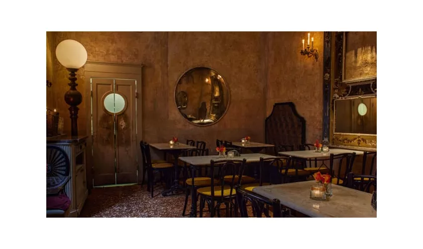 Camera con Vista Bistrot