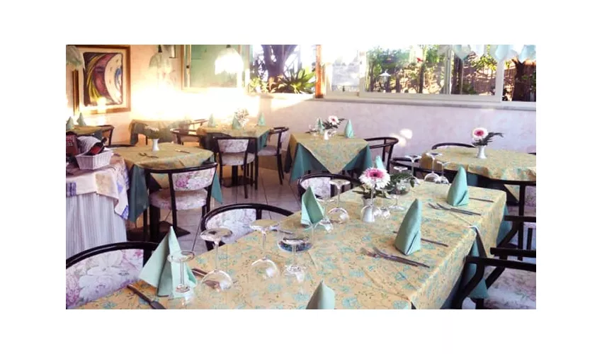 Restaurant @ La Rondinella baia di Sorgeto