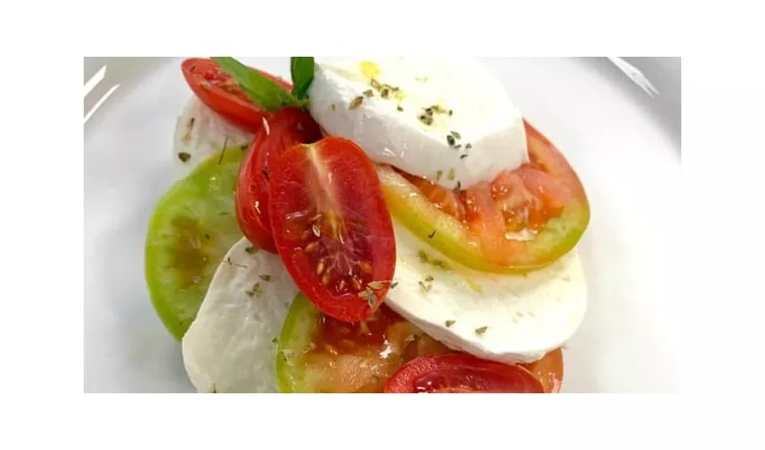 Vesuvio Roof Bar & Restaurant by "UNA cucina"
