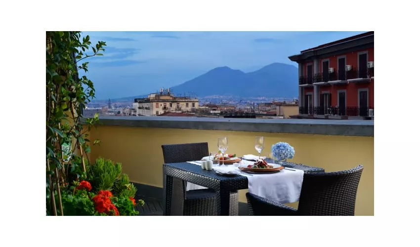 Vesuvio Roof Bar & Restaurant by "UNA cucina"