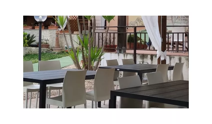 Villa Cuccagna: Bar- Cucina-Eventi