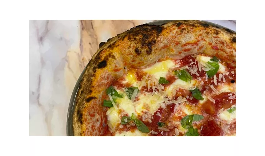 Gli Artigiani la pizzeria di Gianluigi Rispo