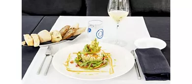 Blanco Lounge Restaurant