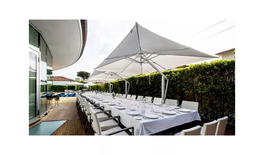 Blanco Lounge Restaurant
