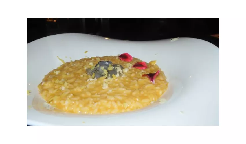 Bollicine (Piccola Ristorazione,Enoteca con mescita,Stuzzicheria)