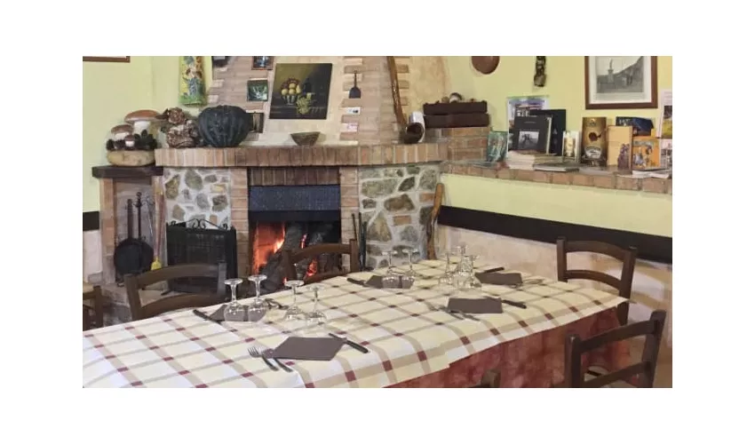 Ristorante dell' Agriturismo Carrozzino di Torchia Rosa