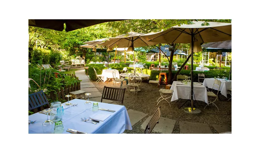 Al Fresco