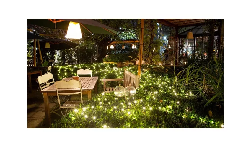 Al Fresco
