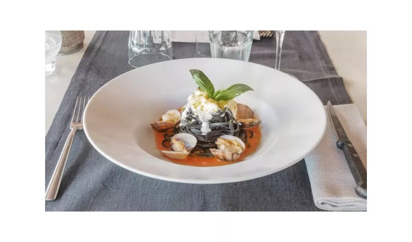 Retro Food & Wine
