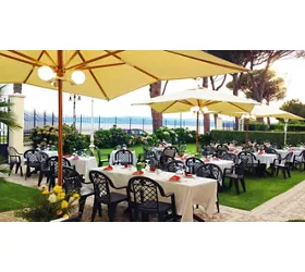 Hotel Holiday