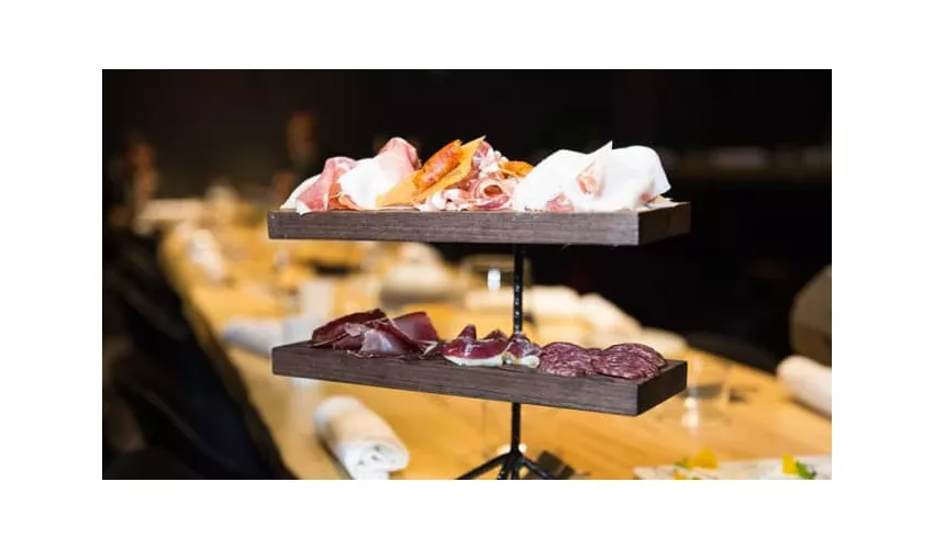 Truth, Appetizer Restaurant