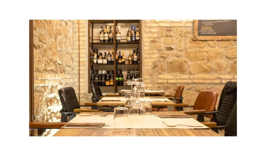 VERSO Eatery & Wine Tales