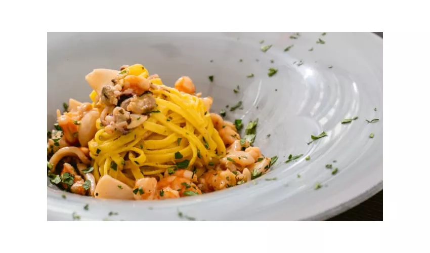 Bruna Bistrò Ristorazione di Mare, Aperitivi, Degustazioni, Menu Vegano e Vegetariano