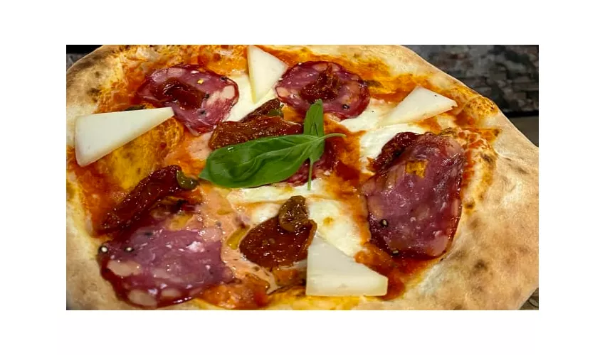 La Mosca Bianca Pizzeria Vineria