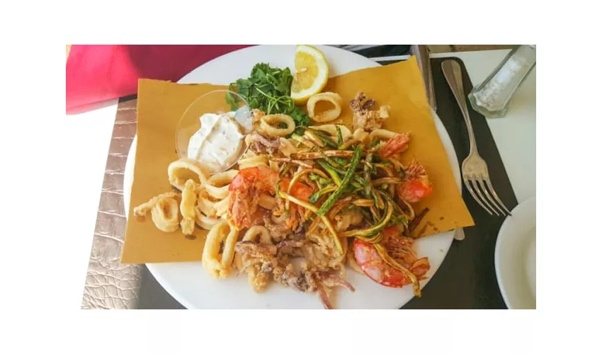 Villa Eva Restaurant & Beach