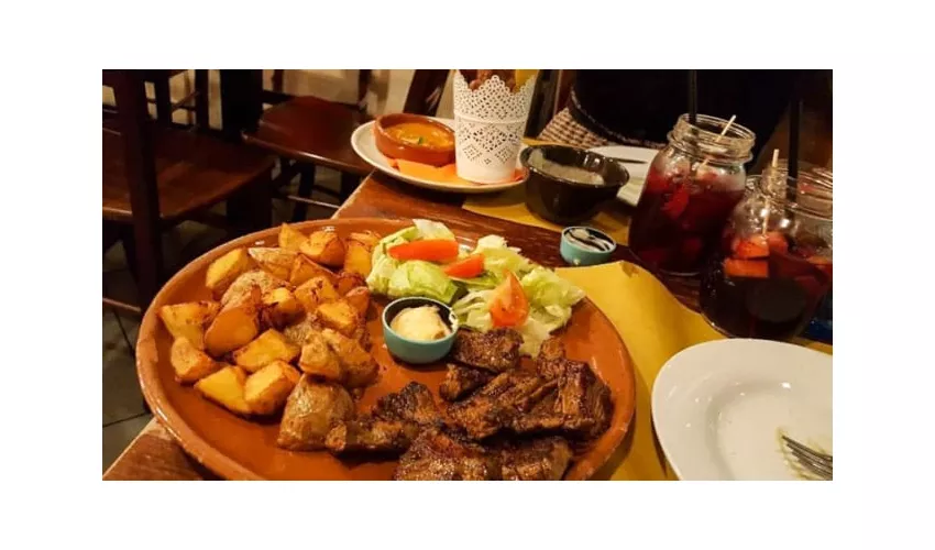 Sangria Tapas y Alegria