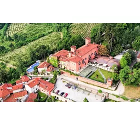 Hotel Castello Rosso