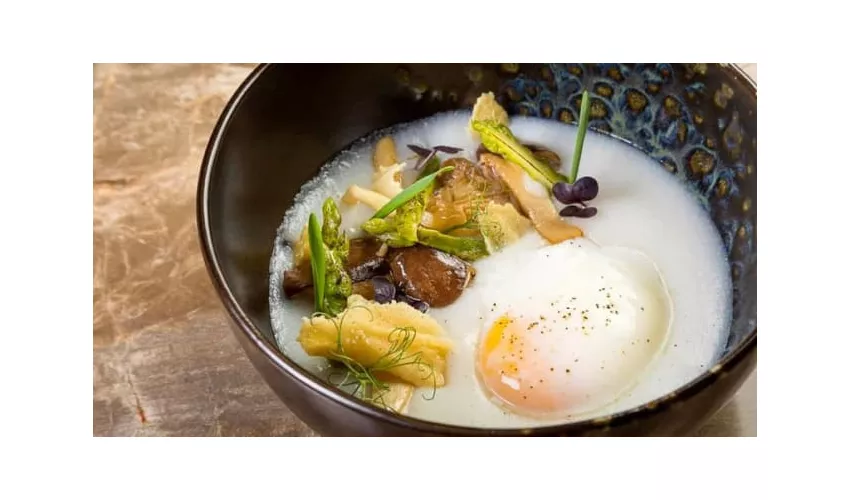 Vettor - Ristorante romantico e di design a Bari: sushi, pesce, carne, cucina fusion, piatti gourmet