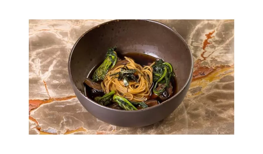 Vettor - Ristorante romantico e di design a Bari: sushi, pesce, carne, cucina fusion, piatti gourmet