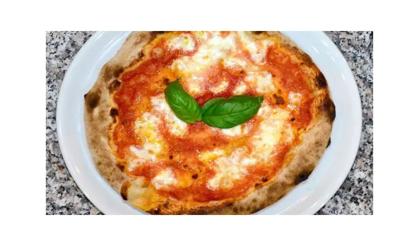 Osteria Mom
