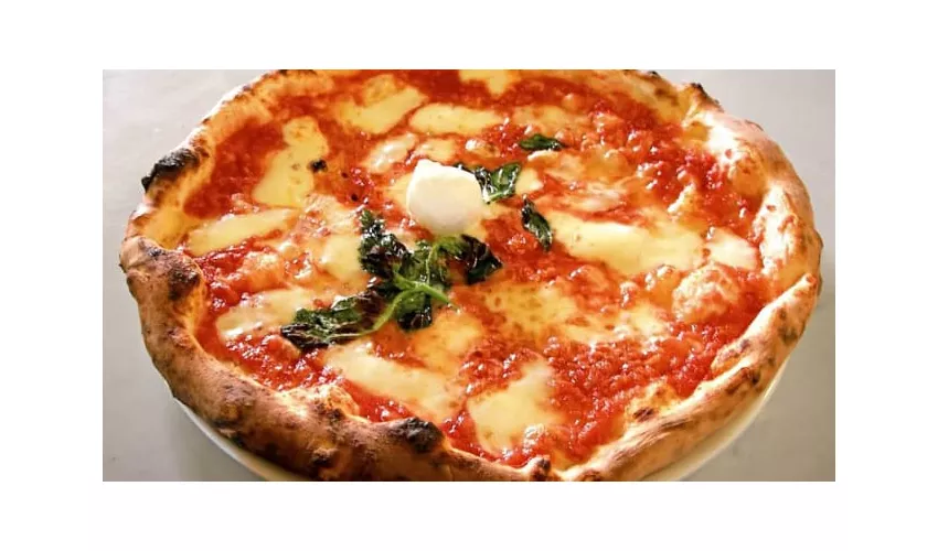 Pizzeria La Regina ( ex Platano 2)